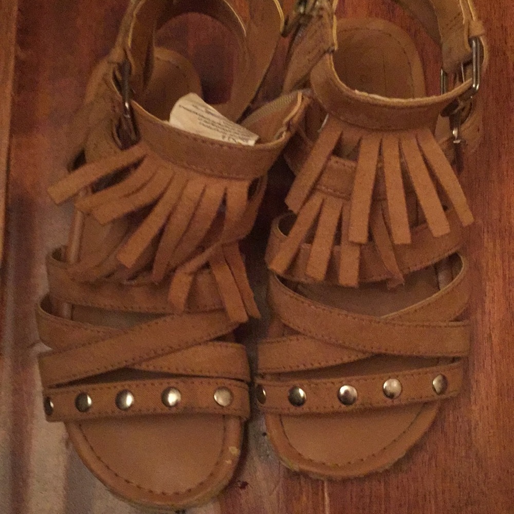 Crazy 8 Sandals